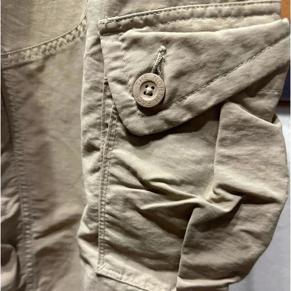 The North Face Nylon Drawstring Cargo Pocket Clamdigger Capris Women’s size 10 - Picture 8 of 10